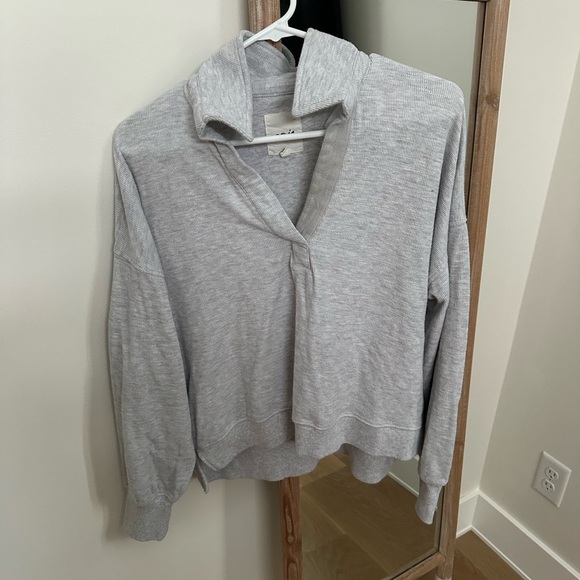 aerie Sweaters - Aerie grey long sleeve